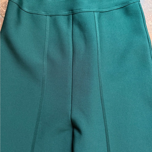 Bella Barnett Emerald Green Flare Knit High Rise Women's Pants - Picture 2 of 4